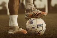 Forside til Blood, Sweat, and Football